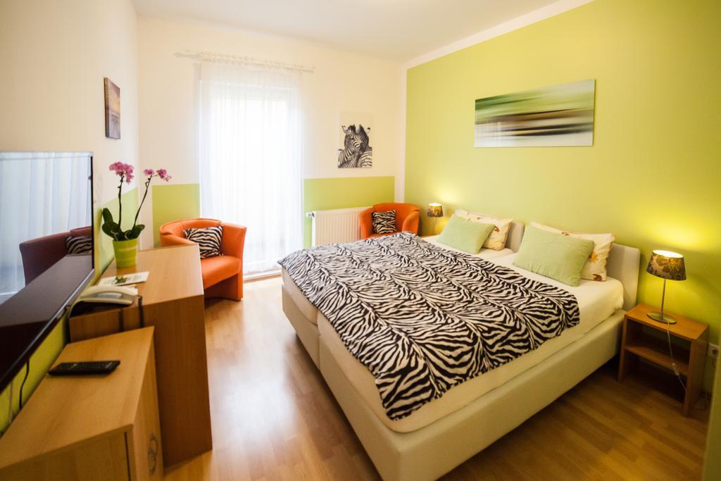 Hotel Am Gutspark Prager Gbr Leipzig Phòng bức ảnh