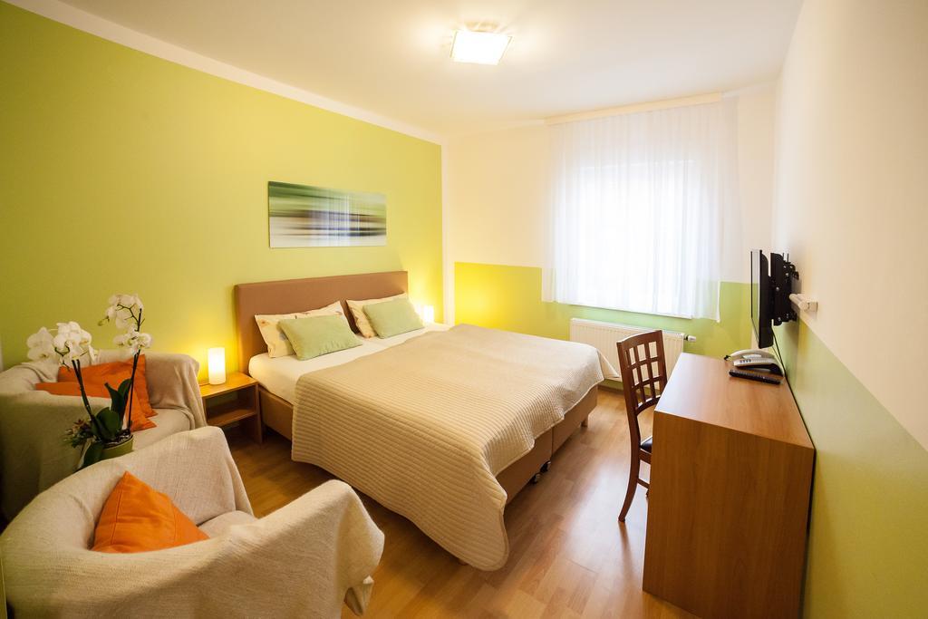 Hotel Am Gutspark Prager Gbr Leipzig Phòng bức ảnh