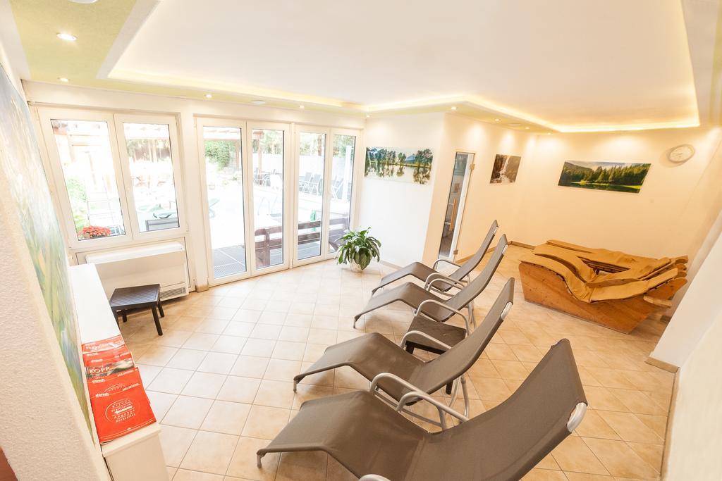 Hotel Am Gutspark Prager Gbr Leipzig Ngoại thất bức ảnh