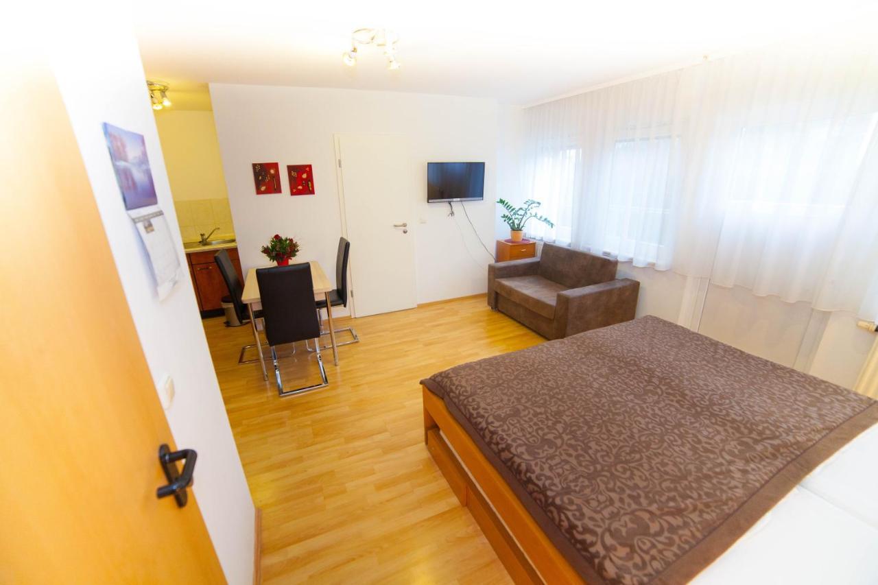 Hotel Am Gutspark Prager Gbr Leipzig Ngoại thất bức ảnh
